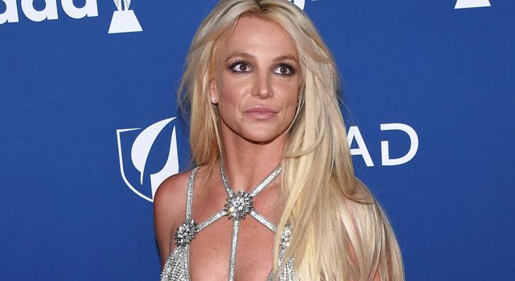 Kínos Instagram posztjai miatt kerülik tinifiai Britney Spearst