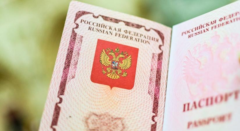 Észtország és Finnország azt követeli, hogy orosz állampolgárok ne kaphassanak turista vízumot