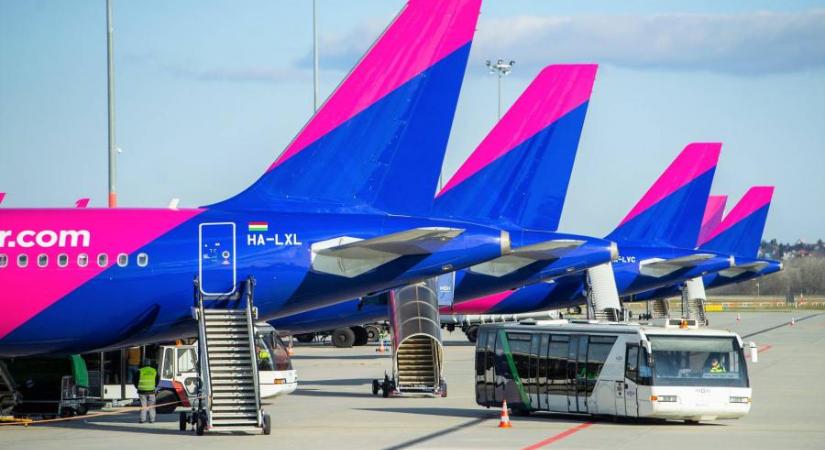 A Wizz Airt nem is vizsgálják az extraprofitadó áthárítása miatt, a dubaji leányvállalata moszkvai járattal segít az oroszoknak