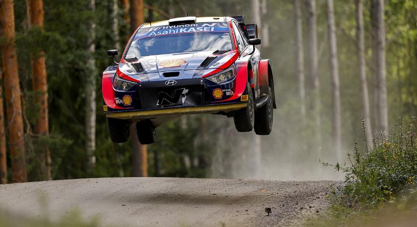 WRC: Tänak komoly teljesítménnyel nyerte a Finn Ralit Rovanperä előtt