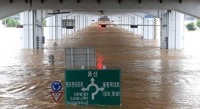 Már kilenc áldozata van a dél-koreai áradásnak