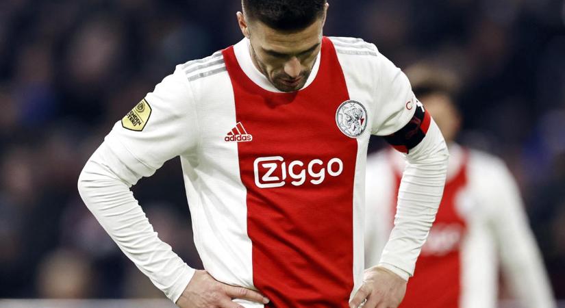 Ajax: be akartak törni a csapatkapitányhoz, aki meg is sérült az incidensben