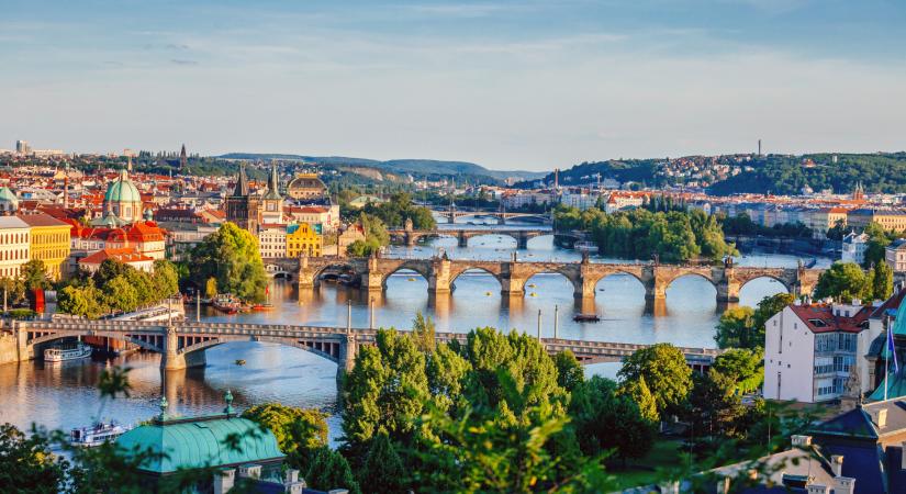 Még nincs a csúcson, de brutálisan száguld az infláció Csehországban