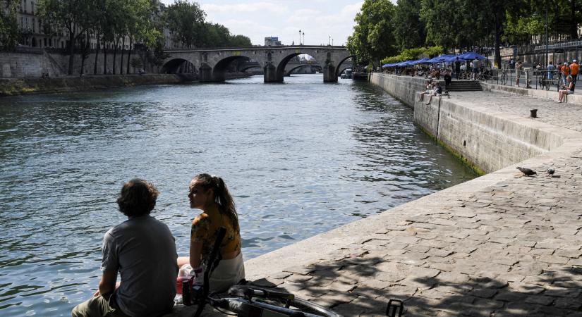 Párizs belvárosában erőszakoltak meg egy turistát