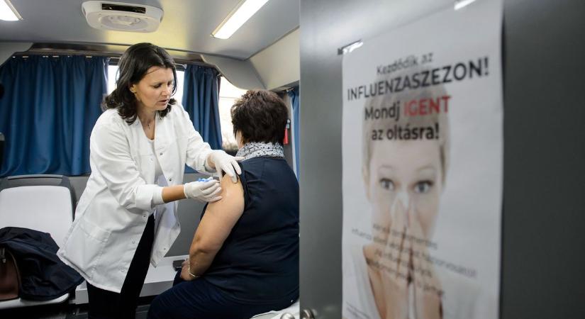 Egészségpart: mobil egészségügyi szűrővizsgálaton vehetnek részt a Balaton-parti települések lakói