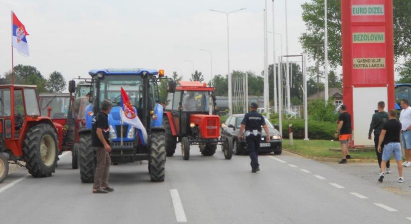 Csütörtökön Belgrádba mennek az Újvidéken tiltakozó gazdák