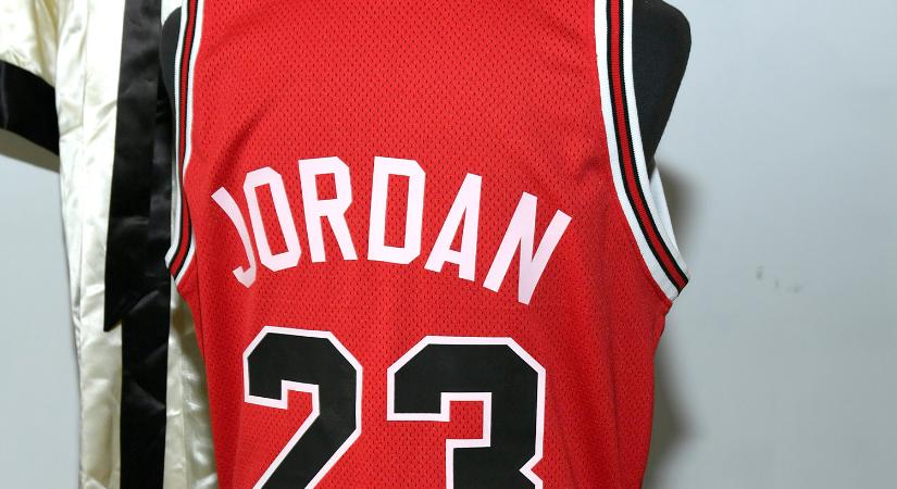 Michael Jordan utolsó chicagói meze érdekel? Pont eladó!