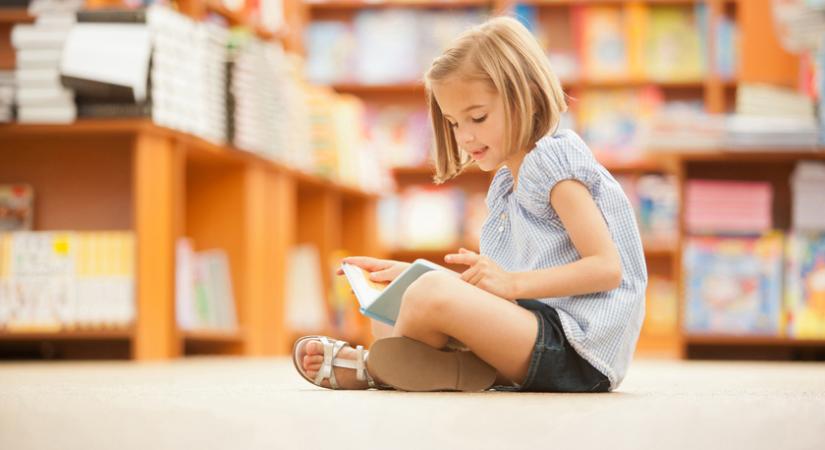 Serkenti a fantáziát és a kognitív képességeket: a jól választott képes könyv csodákat tesz a gyerekkel