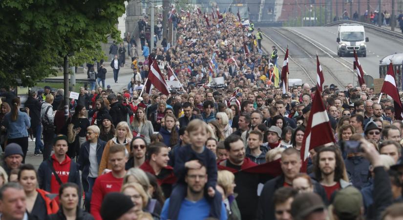 Lettországban terroristaállammá nyilvánították Oroszországot