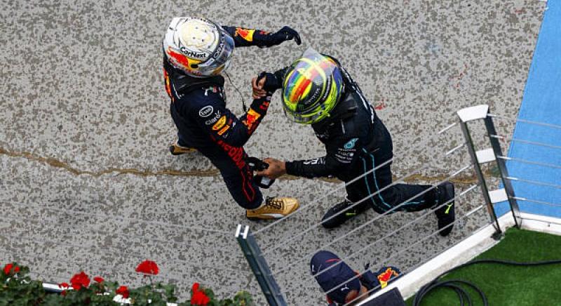 „Csak Leclerc kerülhet közel Maxhoz, Hamilton már nem”