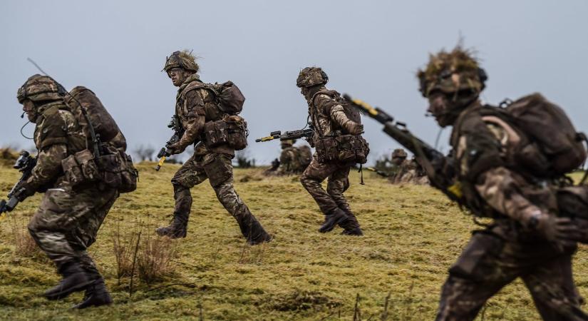 Dánia csatlakozik az ukrán hadsereg kiképzéséhez Nagy-Britanniában