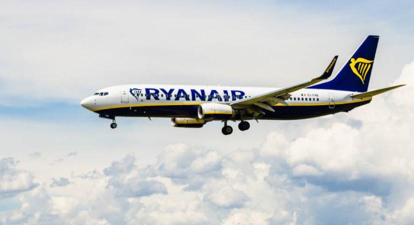 Felemeli a repjegyek árát a Ryanair, továbbá megszünteti 8 budapesti útvonalát