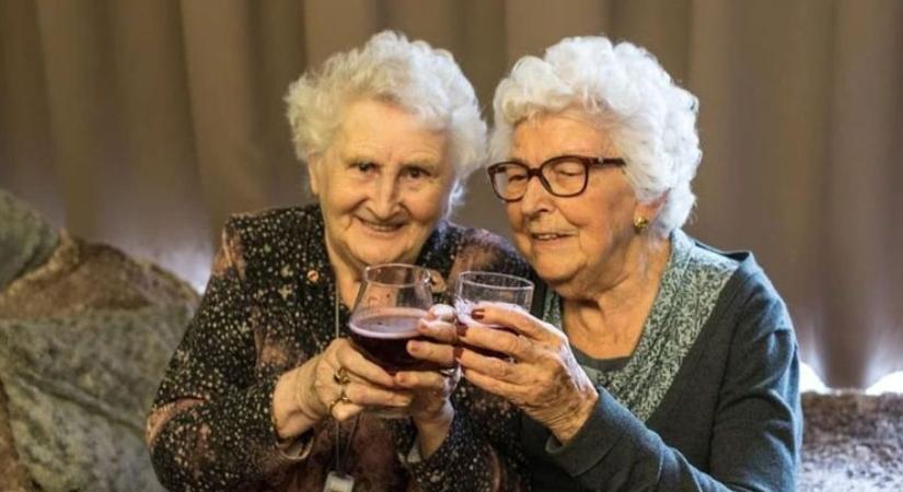 Elképesztő! Korcsoportonként az idősebb hölgyek isznak a legtöbbet