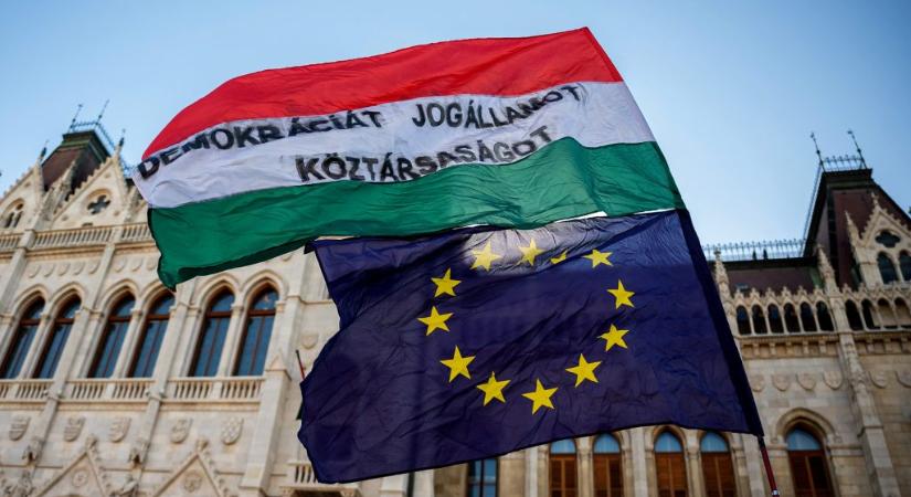 Huxit-veszély, hazárdjáték, Orbán-póráz – megosztja az ellenzéket az uniós népszavazás ötlete