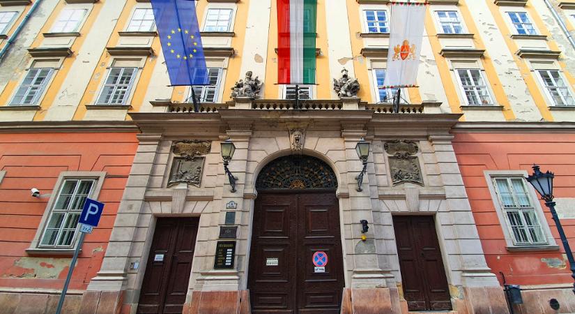Újabb változások a budapesti utcákon, elveszik a fővárostól még a Városház utcát is