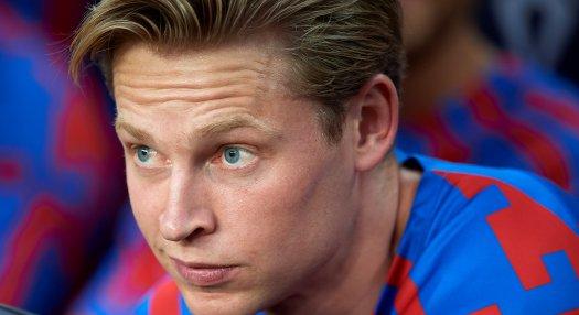 De Jong kontra Barca: üzent a játékos barátnője