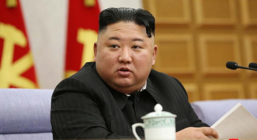 Észak-Korea bejelentette, hogy legyőzte a járványt