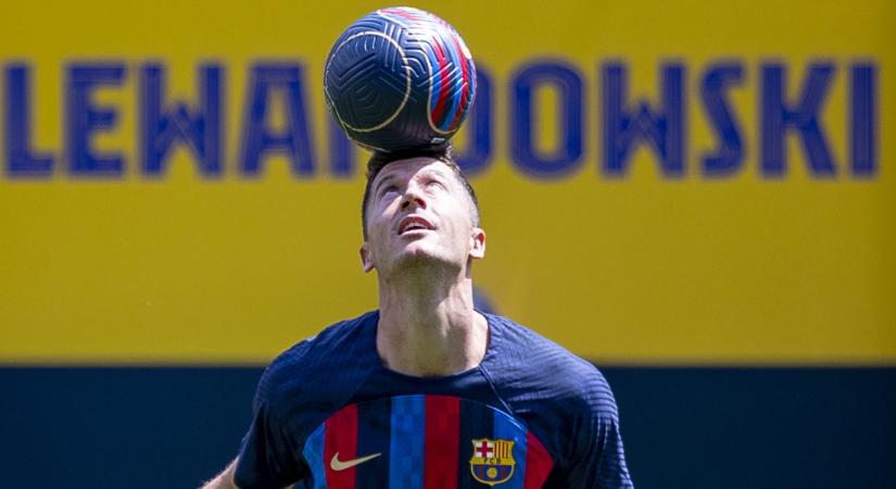 50 millió eurót fizetett Lewandowskiért a Barcelona, de még nem kapott játékengedélyt