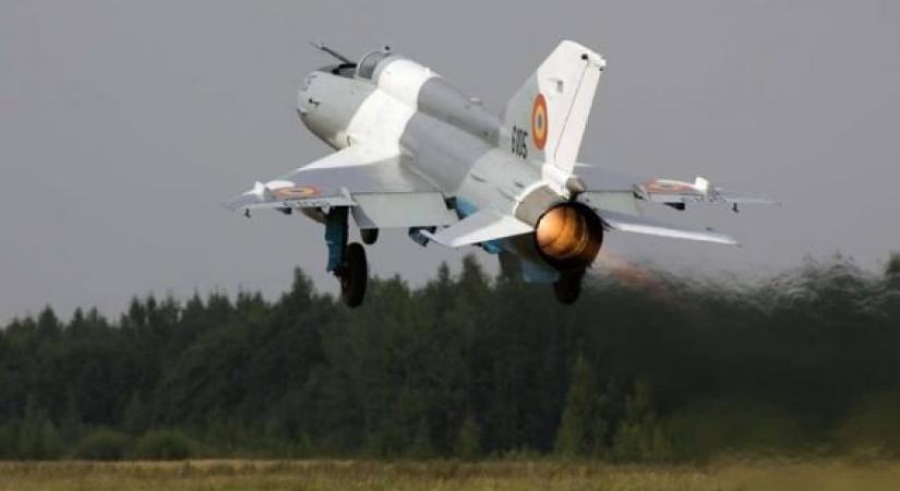 Megkérte a légierő gépeit a román polgármester, ne repüljenek a falu felett, mert szétoszlatják az esőfelhőket