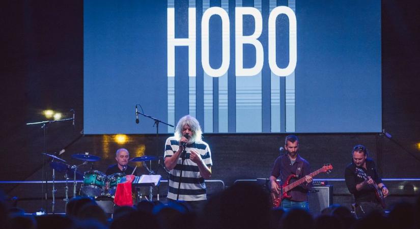 Egri kötődéséről is beszélt Hobo a Dobó téri koncertjén + fotók