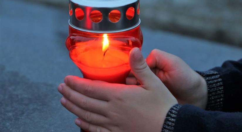 Zalaegerszegi gyermekhalál: itt nyomta halálra az 5 éves kisfiút a ráboruló targonca - videó