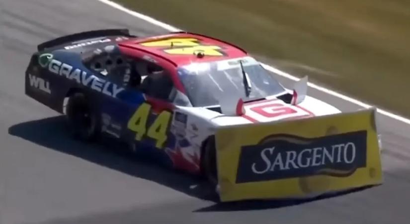 NASCAR: Lezúzta a hirdetésüket, válaszként a cég beállt mögé szponzornak