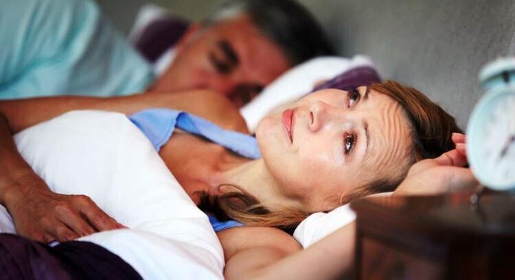 Veszélyes a kevés alvás menopauza alatt