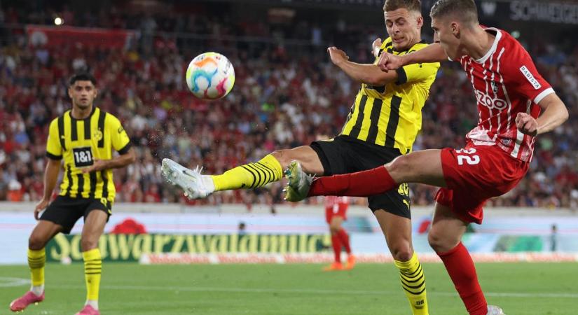 Bundesliga: Sallaiék a hajrában omlottak össze a Dortmund ellen