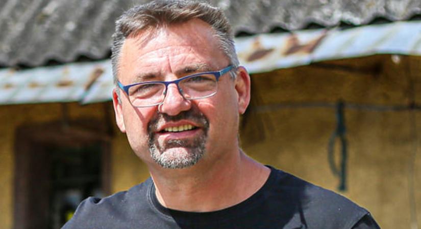 Jakab Pétert követve kilép a Jobbikból a Pest megyei elnök