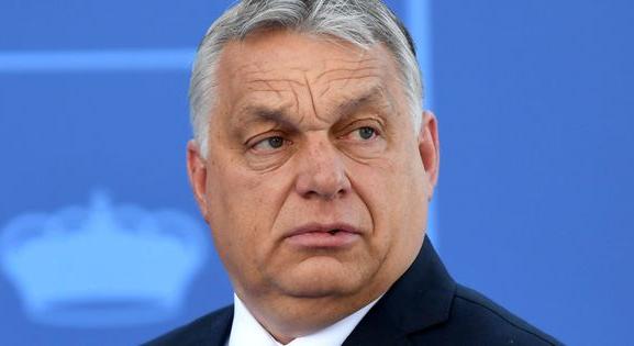 Kemény üzenetet küldött az MSZP Orbánnak: könnyítsék meg az emberek életét, ne pedig élősködjenek rajtuk!