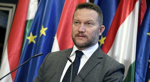 A Fidesz leszavazta a rászorulókat támogató Esély-kuponok bevezetését Hajdúdorogon