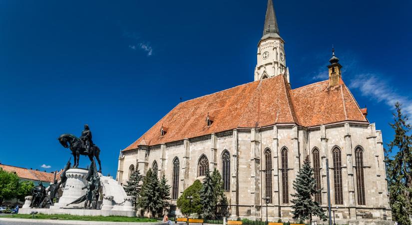 Megáldották a felújított kolozsvári Szent Mihály-plébániatemplomot