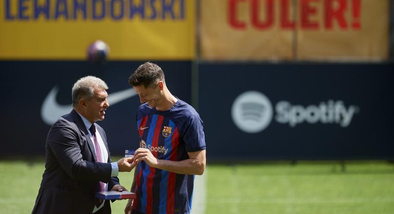 Bejelentést tett a Barcelona elnöke, fordulóponthoz ért Lewandowskiék regisztrációja
