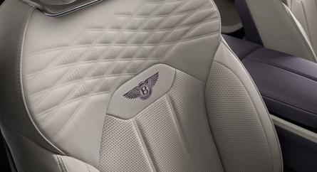 A Bentley felkészült, hogy legyártsa a Bentayga EWB mind a 24 milliárd lehetséges variációját legyártsa