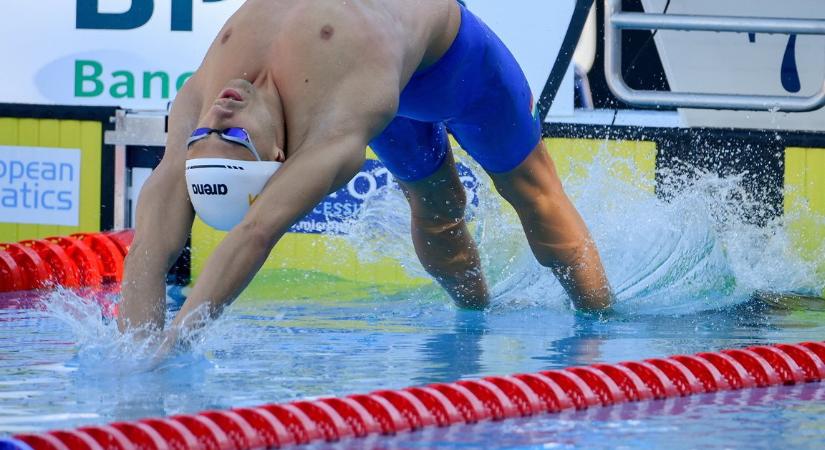 Kovács Benedek ezüstérmes 200 méter háton