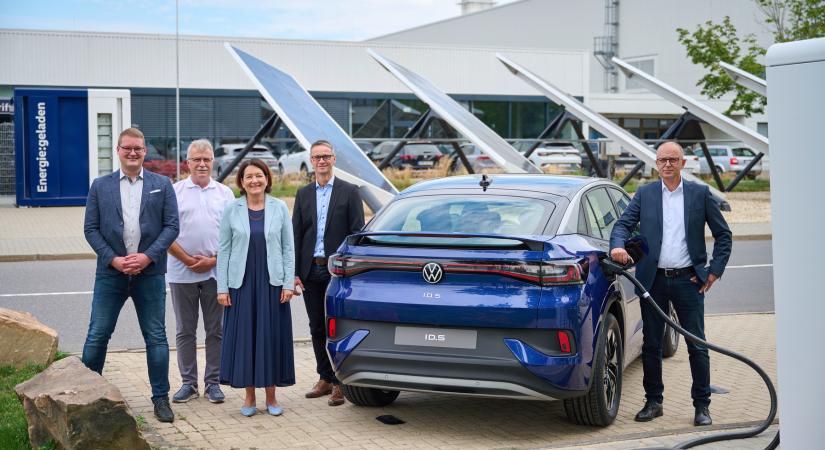 96 újrafelhasznált MEB-cellamodul – Mega-töltéstárolóval kombinálja a gyorstöltőparkot a Volkswagen Sachsen