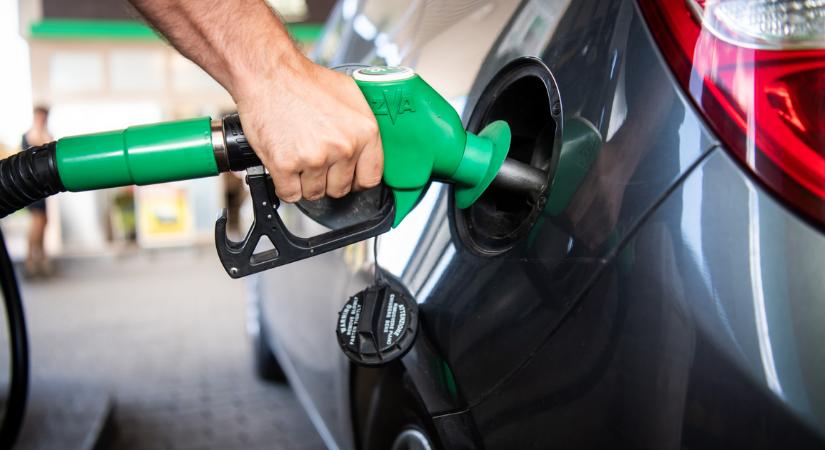 Mégis árusítanak üzemanyagot a független benzinkutak augusztus 20-án?