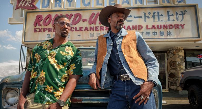 Jamie Foxx és Snoop Dogg vámpírokra vadásznak a Netflix új filmjében, kell ennél több?