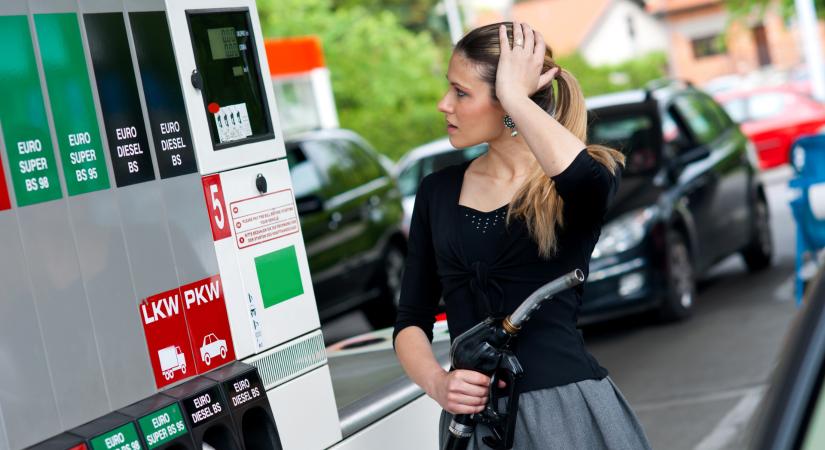 A cégautók piaci üzemanyagárát már az augusztusi inflációban elszámolja a KSH