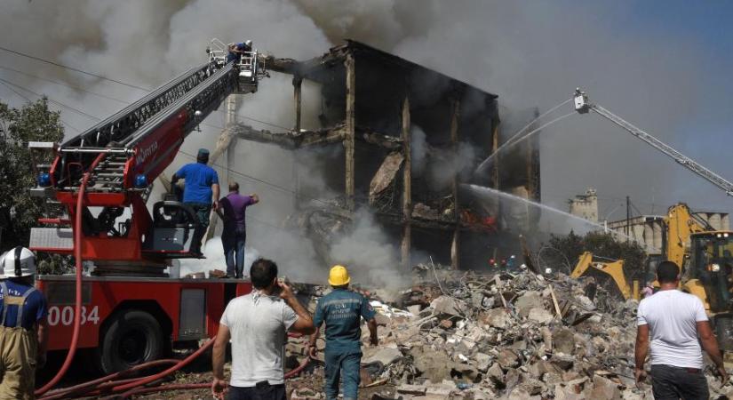 Tűzijátékraktár robbant fel és okozott pusztító tüzet egy jereváni bevásárlóközpontban