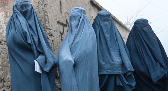 Titkos iskolákban tanulnak az afgán lányok