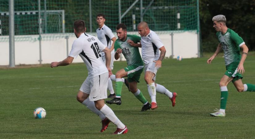 Hazai pályán nyert a Körmend és a Vasvár - Elrajtolt a megyei első osztályú labdarúgó bajnokság - fotók