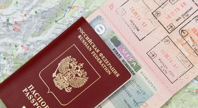 Lettország érvénytelenítheti az oroszoknak kiadott vízumokat