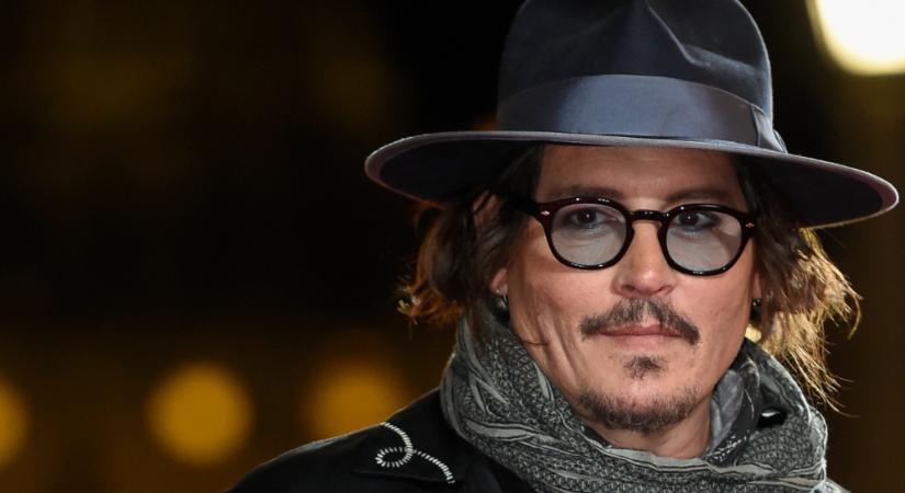 Johnny Depp XV. Lajos szerepében tér vissza