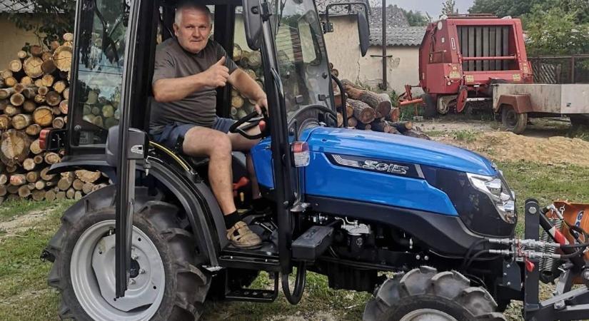 Megérkezett Pilinybe az önkormányzat új traktora, számos célra használhatják