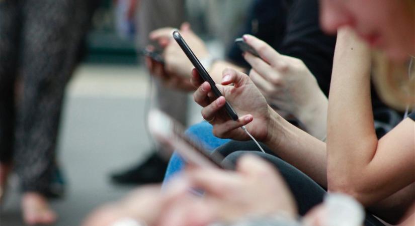 Kompenzálja a fogyasztókat a Vodafone a megtévesztő mobilnet-hirdetései miatt