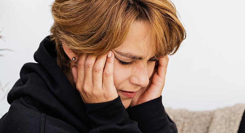 Fejfájás, migrén okai - 5 dolog, amit fejfájás ellen tehetsz, ha nem akarsz gyógyszert bevenni
