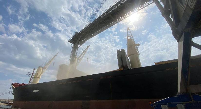 A Brave Commander hajó 23 tonna ukrán búzát készül szállítani Etiópiába