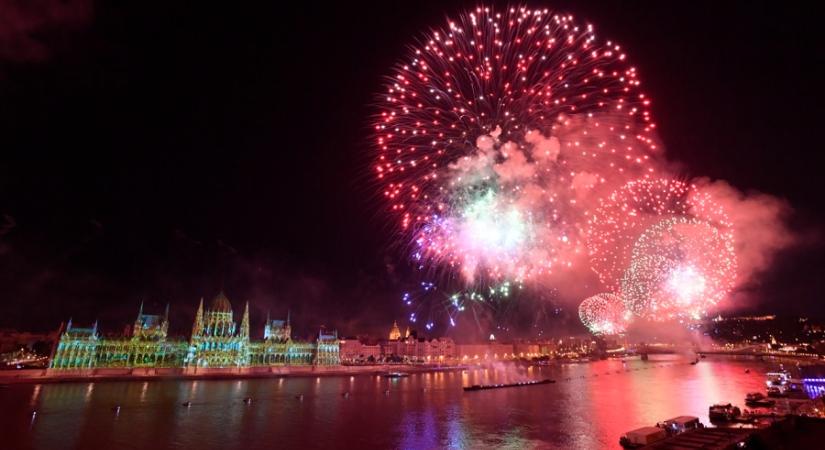 Figyelem: már mától lezárások lesznek Budapesten a hétvégi tűzijáték miatt