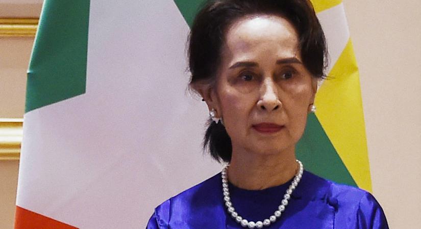 További hat év börtönre ítélték Aung Szan Szú Csíi